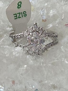 Size 8-Cubic Zirconia's shines 4 days Split-Shank Engagement Ring Style - Size 8